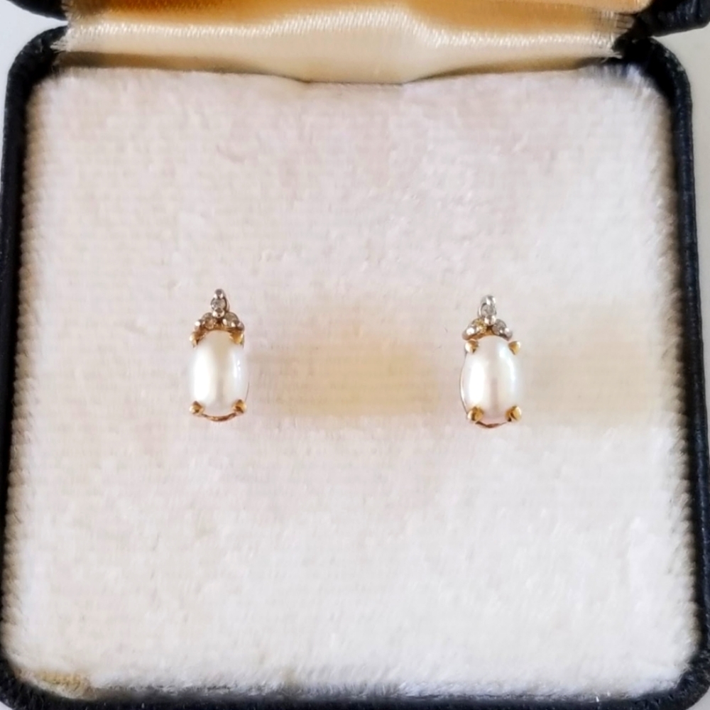 10K Gold Pearl Diamond Earrings